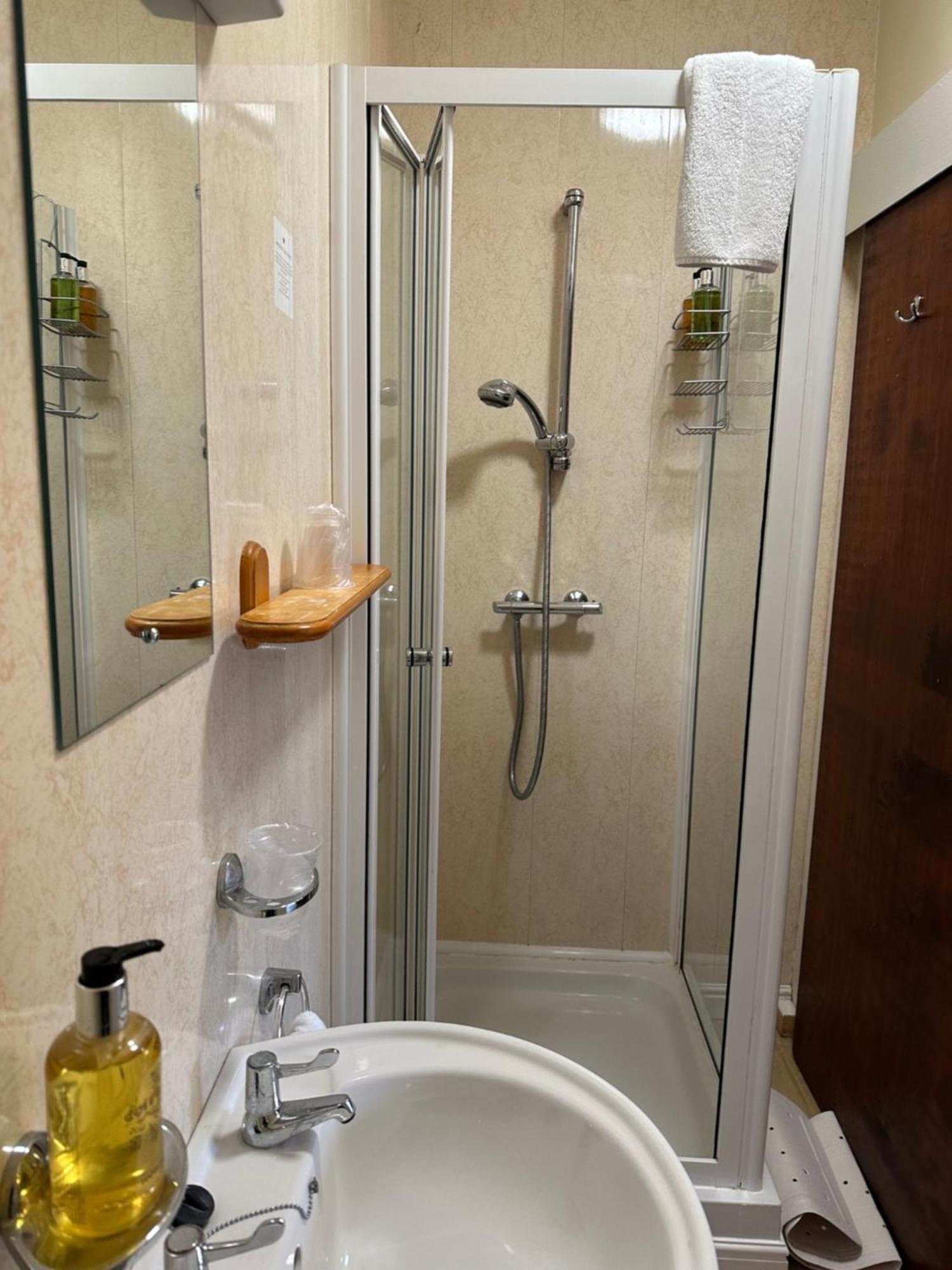 בארו אין פרנס The Chetwynde Hotel מראה חיצוני תמונה